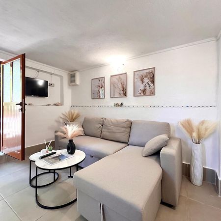 Petra Oliva Apartment Dhërmi Eksteriør bilde